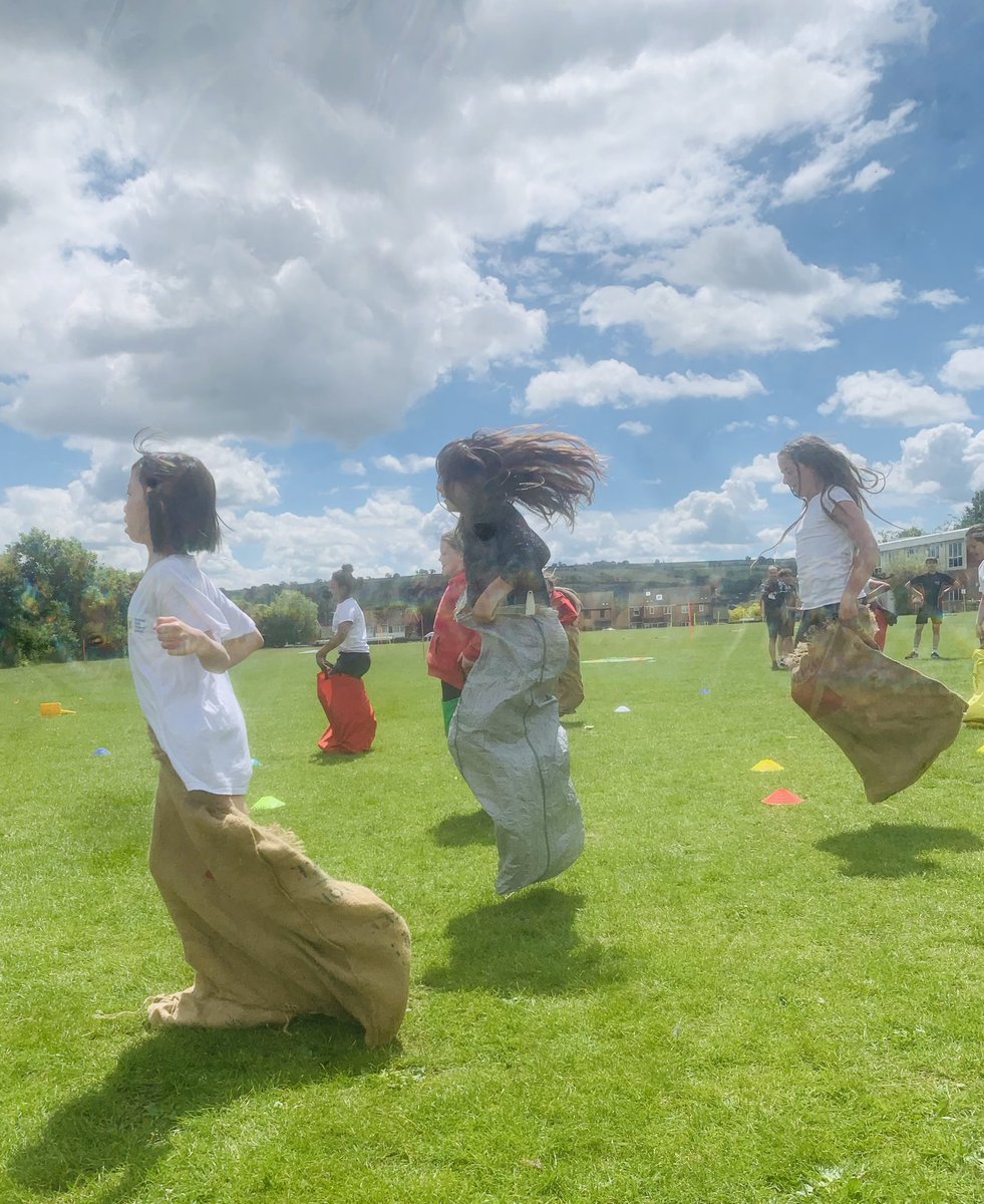 Headley Park Primary tweet media