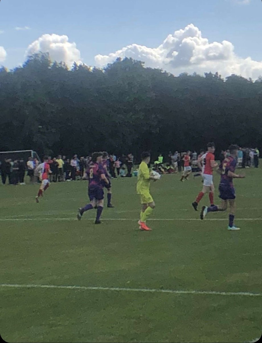 puredeisebla's tweet image. Great start in limerick today 3-0 win over Dundalk and great clean sheet ⁦@goalkeepersanon⁩ ⁦@Burnsy111⁩ #hardworkneverstops