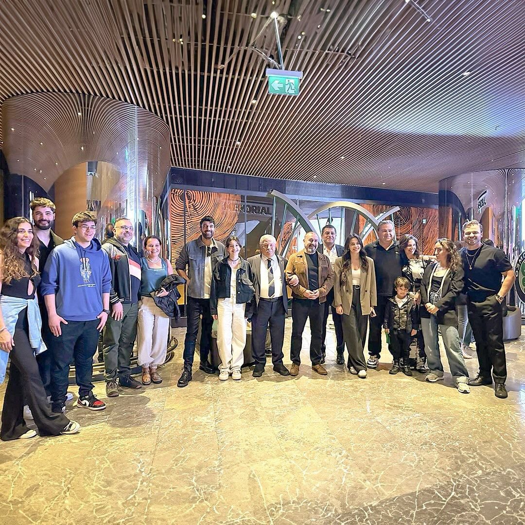 huyde12's tweet photo. Modafen’s Dream Night gecesinden Art İstanbul menajerlik oyuncuları. 
Engin Akyürek, Tolga Sarıtaş, Mina Demirtaş, Genco Özak 💥 https://t.co/V3pkQDSfpD