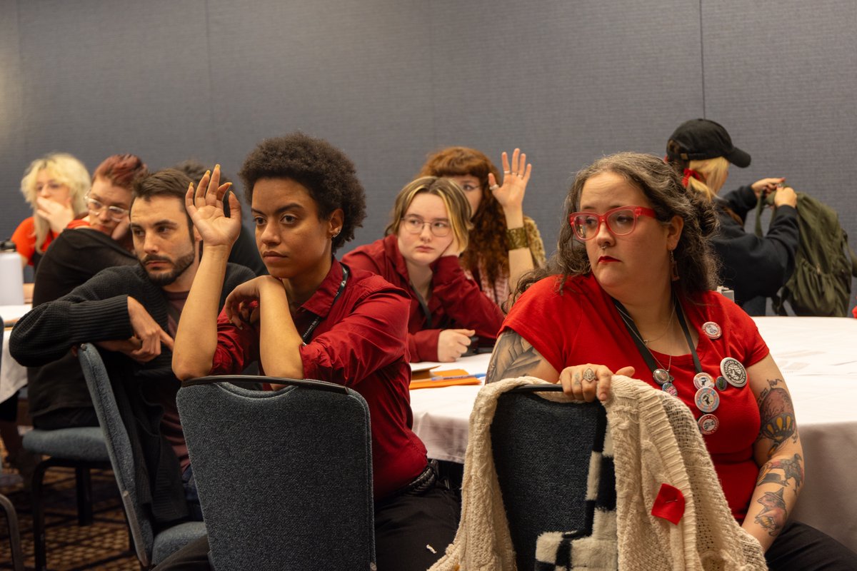 Partners from 430+ union stores recently finished up our second bargaining session with Starbucks &amp; are continuing to make great progress toward the framework for our stores' first union contracts.

We wore red to say loudly that 10,500+ workers are Red-y for their contracts🔥♥️