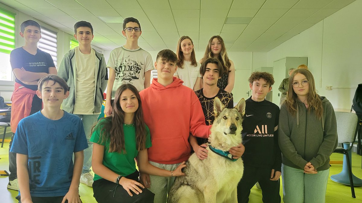 #CNR Aujourd'hui, dans le cadre du partenariat du #dispositifRespire avec le <a href="/LPOFM57/">LPO Félix Mayer</a>, nos élèves ont accueilli OKA ! Belle manière pour les collégiens de préparer l'entrée au lycée !
<a href="/acnancymetz/">Académie de Nancy-Metz</a> 
<a href="/Dsden57/">DSDEN de la Moselle</a> 
@GregoryPremon