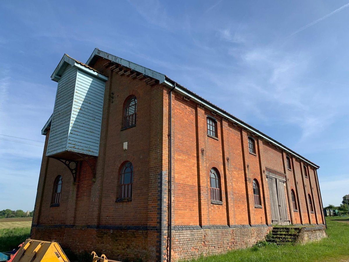 <a href="/Kate_Bradbury/">Kate Bradbury 🏳️‍🌈</a> This location now has multiple pairs of Swifts nesting in boxes plus 20+ pairs of House Martins using artificial nest cups and now naturally in-between. Boxes and nest cups fitted, calls played and mud splats provided; conservation works. <a href="/SuffolkBirdGrp/">Suffolk Bird Group</a> <a href="/suffolkwildlife/">SuffolkWildlifeTrust</a>
