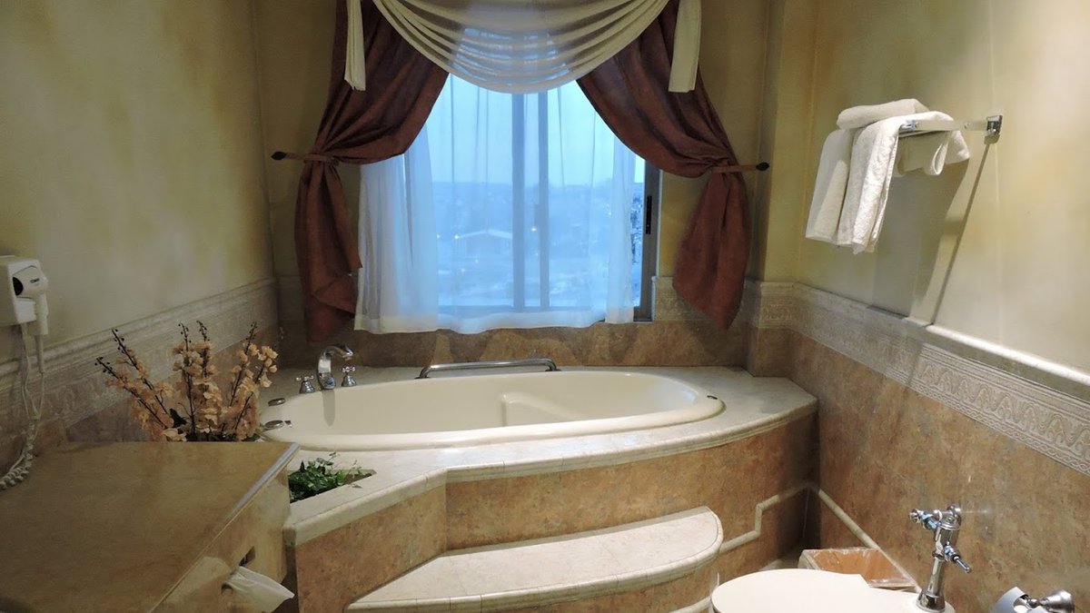 QuintaCesarMx's tweet photo. Relájese con un baño de burbujas en el Jacuzzi de nuestras suites. Solo con nosotros vivirá: "Una Experiencia Imperial"

#Hotel #QuintaCesar #SanJuandelosLagos #UnaExperienciaImperial

Tel. (395) 785 5551
(395) 106 6165 (WhatsApp)
https://t.co/qjY0LdYR8J
https://t.co/tCz3OOJL73 https://t.co/hZeY0QbAmm