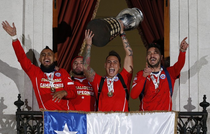 t4pitaaah's tweet photo. Títulos de Chile sin la USACH en paro: 0
Títulos de Chile con la USACH en paro: 1

Que la gente crea, porque tiene con qué creer. https://t.co/Jmx4wZj5Sc