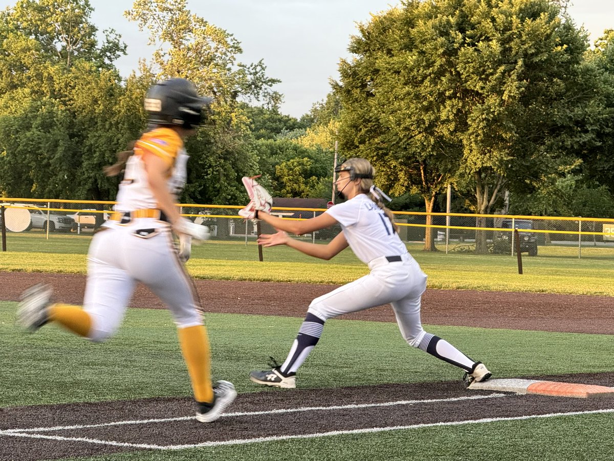 TrinitynLambert's tweet photo. Finished 3rd out of 64 teams at the Laser Nation Showcase in Columbus, OH. I couldn’t be more proud of my team we went 9-2 this weekend and played our hearts out. Great way to start off travel ball season! So glad to be back on the field with this group of girls! https://t.co/TrtCBktCmQ