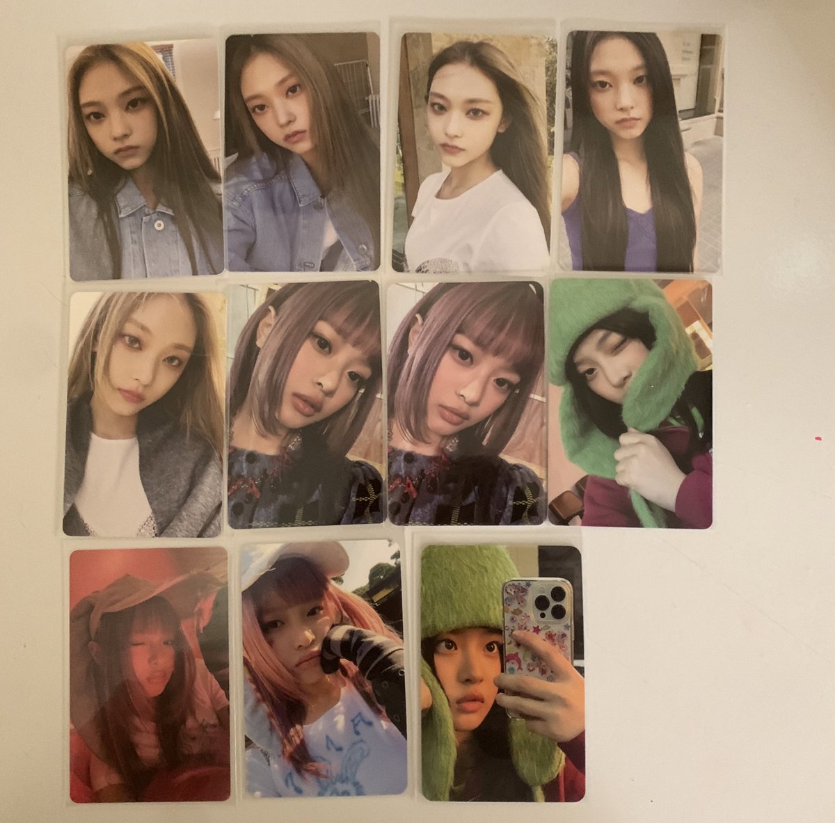 bamwora's tweet photo. — feedback! 𐙚 

feedback super positivo para @heoniecake que me vendeu esses cards e me permitiu abrir ceg desse set! foi super atenciosa durante todo o processo de venda ♡ https://t.co/Ym2uy4FPut