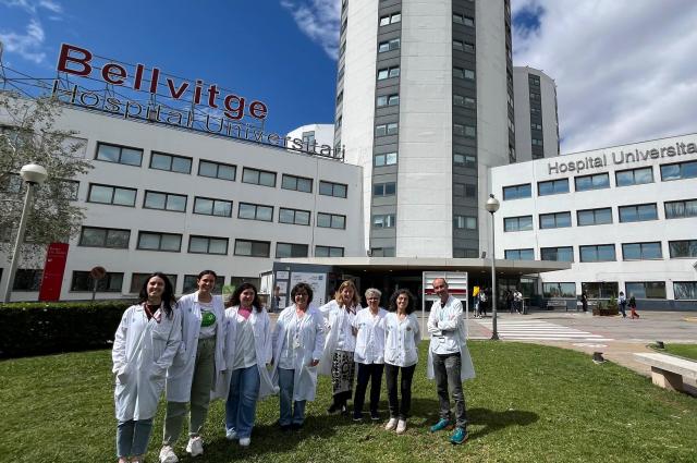 hbellvitge's tweet photo. ➡️Les conclusions del recent estudi sobre la malaltia pneumocòccica invasiva en adults causada pel serotip 3 que ha estat coordinat per la Dra. @carmenardanuy especialista del servei de Microbiologia és notícia al mitja especialitzat @isanidad
ℹ️https://t.co/t3ylsrJLgD
@CIBERES https://t.co/CrlaDRDKjI