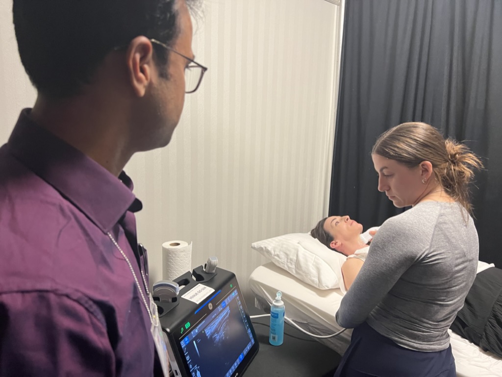 Mandeep (ਮਨਦੀਪ | मनदीप) Singh MD (@mndpsingh7) on Twitter photo A proud moment to organize the #POCUS #Airway workshop <a href="/CASUpdate/">Canadian Anesthesiologists' Society</a> #CASAM2024 meeting.
❇️POCUS airway scanning, OSA patients, difficult airway management, and echo!
❇️ <a href="/SleAPprogram/">SleAP Program</a> fellow grads (Mo, Raj, Ameya) ran the show #proud #supervisor.💪🏽 The future is bright for SleAP! A proud moment to organize the #POCUS #Airway workshop <a href="/CASUpdate/">Canadian Anesthesiologists' Society</a> #CASAM2024 meeting.
❇️POCUS airway scanning, OSA patients, difficult airway management, and echo!
❇️ <a href="/SleAPprogram/">SleAP Program</a> fellow grads (Mo, Raj, Ameya) ran the show #proud #supervisor.💪🏽 The future is bright for SleAP!