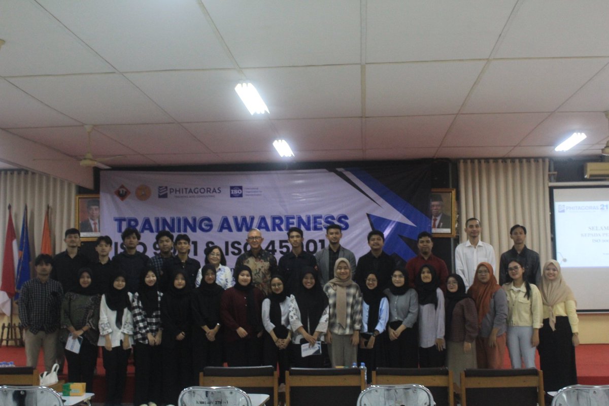 HMTK_ITI's tweet photo. Kami ucapkan terima kasih kepada PT. Phitagoras Global Duta serta pembicara yang telah memberikan kesempatan dan ilmu yang sangat bermanfaat dalam pelatihan kami kemarin. Semoga kerja sama ini terus berlanjut untuk membangun masa depan yang lebih baik bagi kita semua. 🙏🏼✨ https://t.co/Ibm4qkWub8