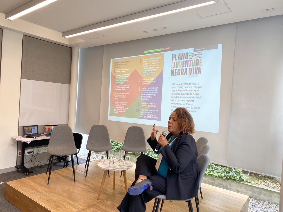 Tulia Falleti (@tuliafa) on Twitter photo Marcia Lima gives the opening keynote lecture at the Dispossessions in the Americas’ 3rd International conference in Bogota, <a href="/Penn/">Penn</a> <a href="/MellonFdn/">Mellon Foundation</a>, <a href="/CLALS_UPENN/">CLALS</a> Marcia Lima gives the opening keynote lecture at the Dispossessions in the Americas’ 3rd International conference in Bogota, <a href="/Penn/">Penn</a> <a href="/MellonFdn/">Mellon Foundation</a>, <a href="/CLALS_UPENN/">CLALS</a>