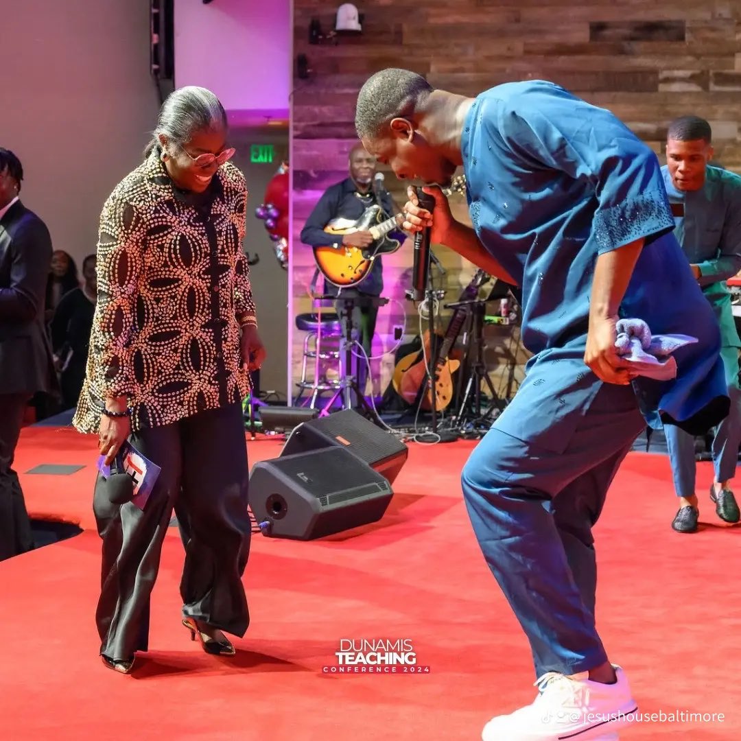 JesusHouseBalt's tweet image. Bidemi Olaoba @bidemiolaoba brought the FIRE to #DTC2024 🔥🔥 High-energy praise, infectious dance moves, and pure good vibes - he set the stage alight! We’re so grateful for his ministry and for being a blessing to us.

#JesusHouseBaltimore #DunamisTeachingConference2024