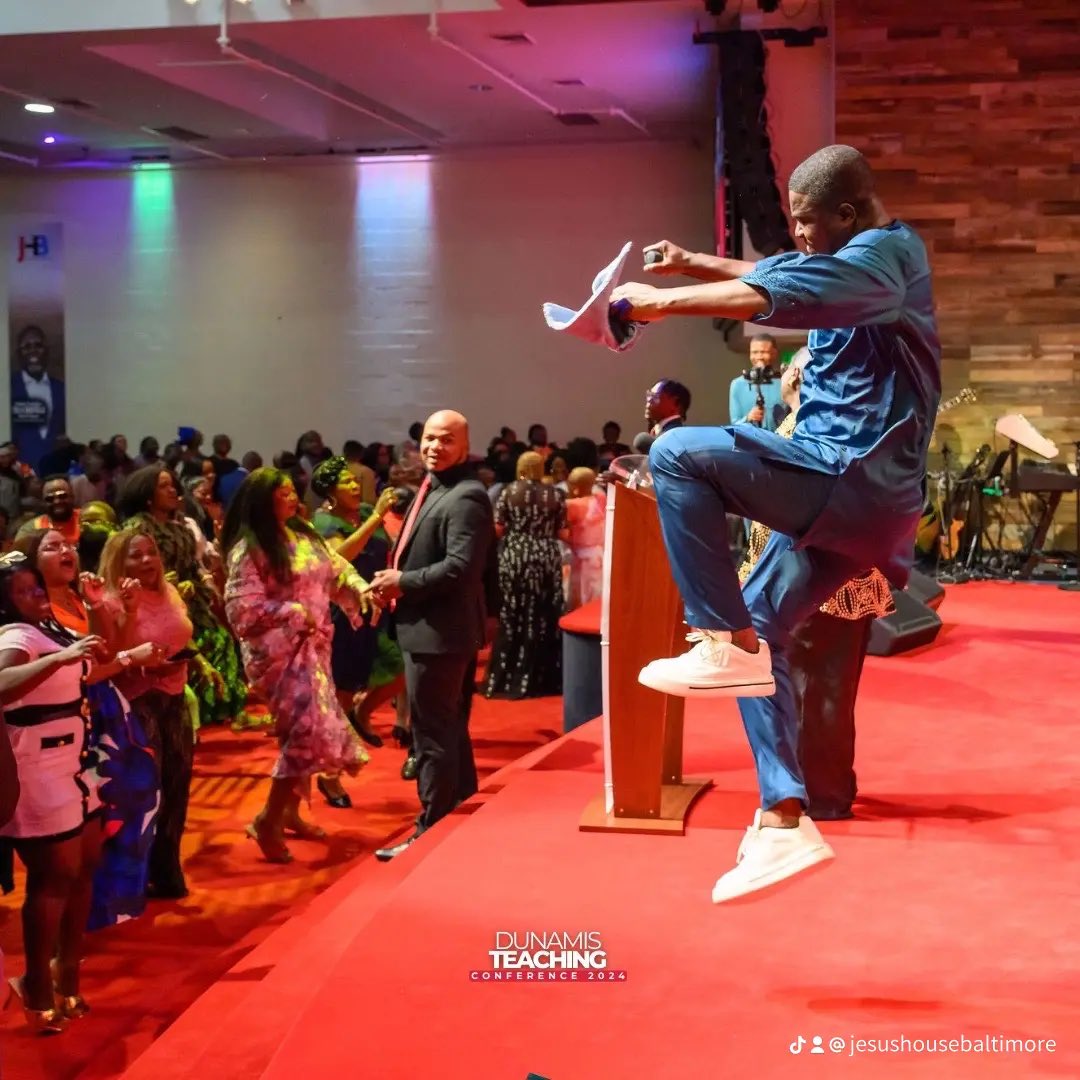 JesusHouseBalt's tweet image. Bidemi Olaoba @bidemiolaoba brought the FIRE to #DTC2024 🔥🔥 High-energy praise, infectious dance moves, and pure good vibes - he set the stage alight! We’re so grateful for his ministry and for being a blessing to us.

#JesusHouseBaltimore #DunamisTeachingConference2024