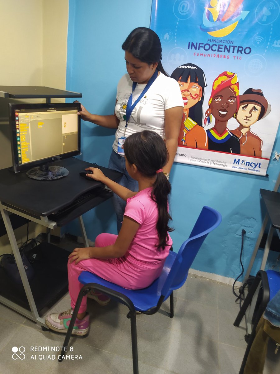 Facilitadora de Urimare Dicta taller de Scratch a niña de la comunidad Guaracarumbo  #NicotieneLasRiendas 

<a href="/NicolasMaduro/">Nicolás Maduro</a>

<a href="/Gabrielasjr/">Gabriela Jiménez</a>

<a href="/LaRosaInfoVE/">LaRosaInfoVE</a>

<a href="/InfoLaGuaira/">Infocentro La Guaira</a>

<a href="/jgarridoFfm/">J Garrido</a>