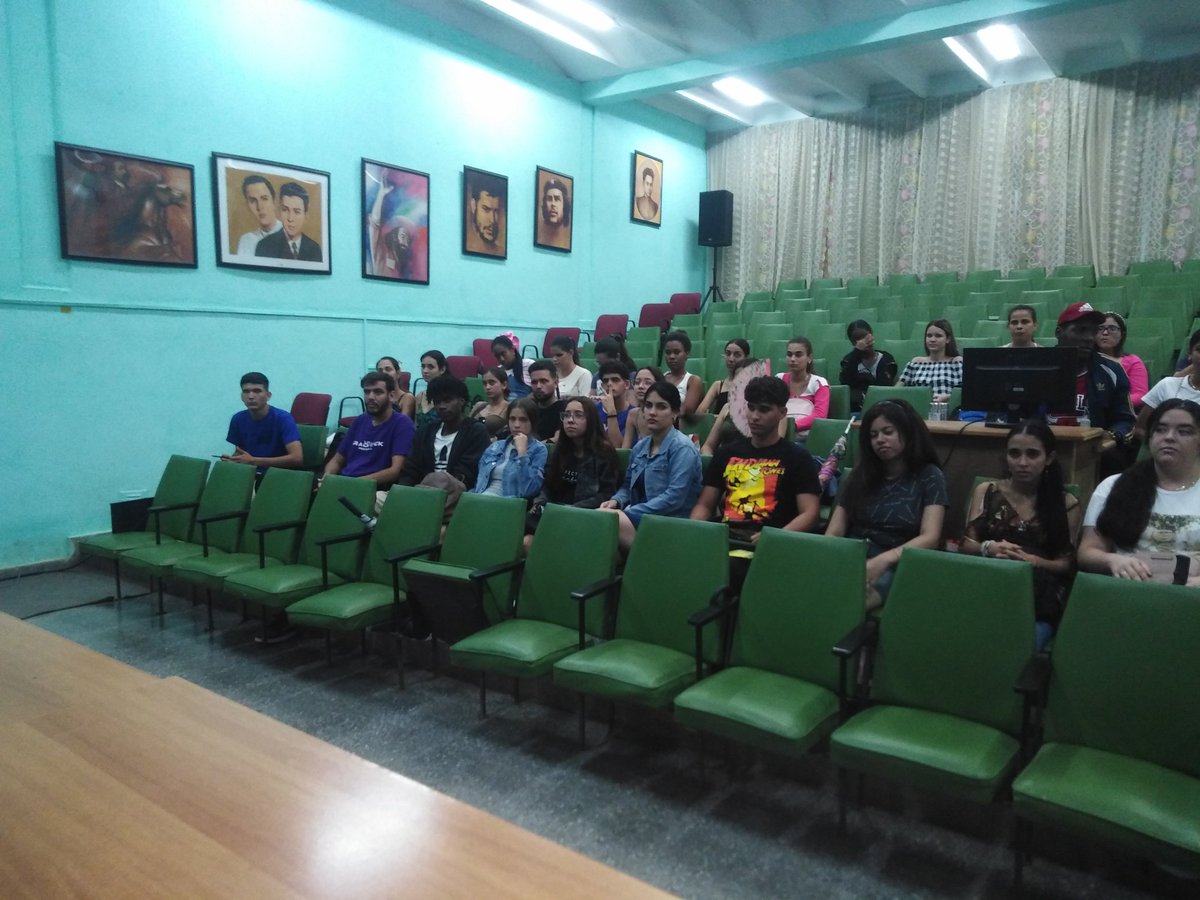 HendyPrez2's tweet photo. En esta mañana, como parte del recorrido de la comicion creada por el Comité Central del Partido para la atención a la carrera de Derecho, se sostiene intercambio con 1ro y 2do año de la Universidad de Pinar del Río..@MeyvisEstevezE @UJCdeCuba https://t.co/E4kCEH9HvE