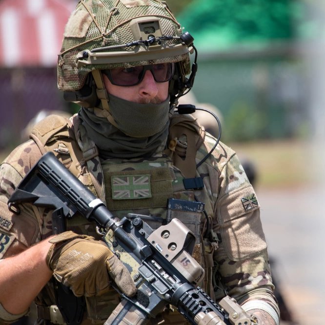 British Ranger 1 Green Berets from the 3rd Special Forces Group (Airborne) during ...