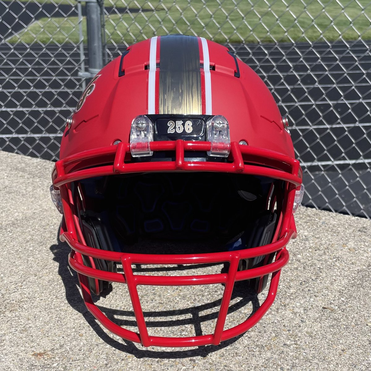 CoachBMorrow's tweet photo. 2024 Helmet‼️

➡️ Thank you @97_sports for the decals https://t.co/MQc32wc7KH