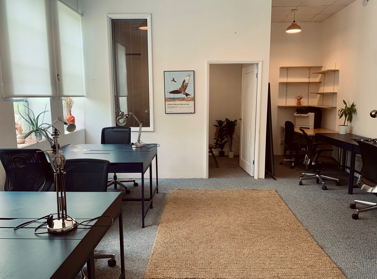 We have a 10 person office available! 🏢🌳

Comes with own internal meeting room, just a short walk from KX station and Granary Square. Join a community for #creatives #socents #startups 

Find out more 🔗arkcoworking.com/private-office
.
.
.
#Bcorporation #SocialenterpriseUK #coworking