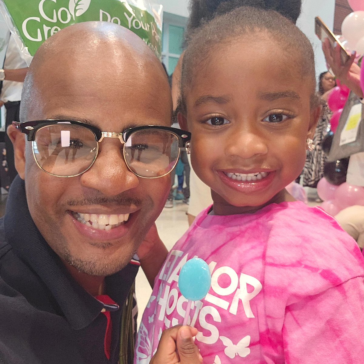 Leadershipblend's tweet image. Uncle duty today with my three nieces! Two of them had dance recitals and I promised the other a park date ♥️ I need a nap now.... #Funday #uncleduties #atlanta