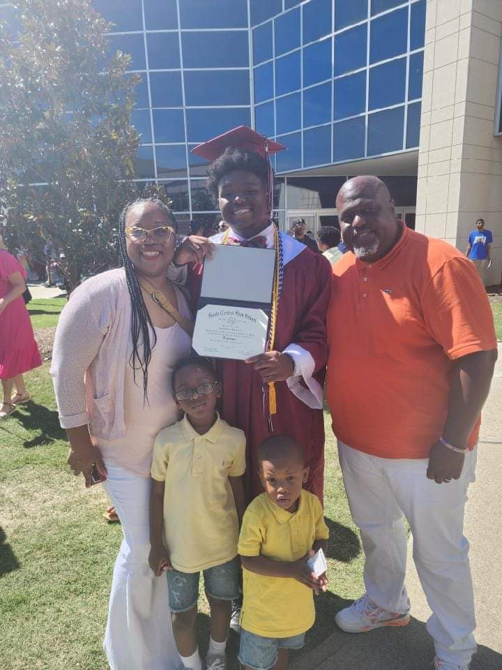 What to congratulations my son on his graduation from South Central High School. <a href="/trejohnson70_/">Joseph Johnson(Tre)</a>