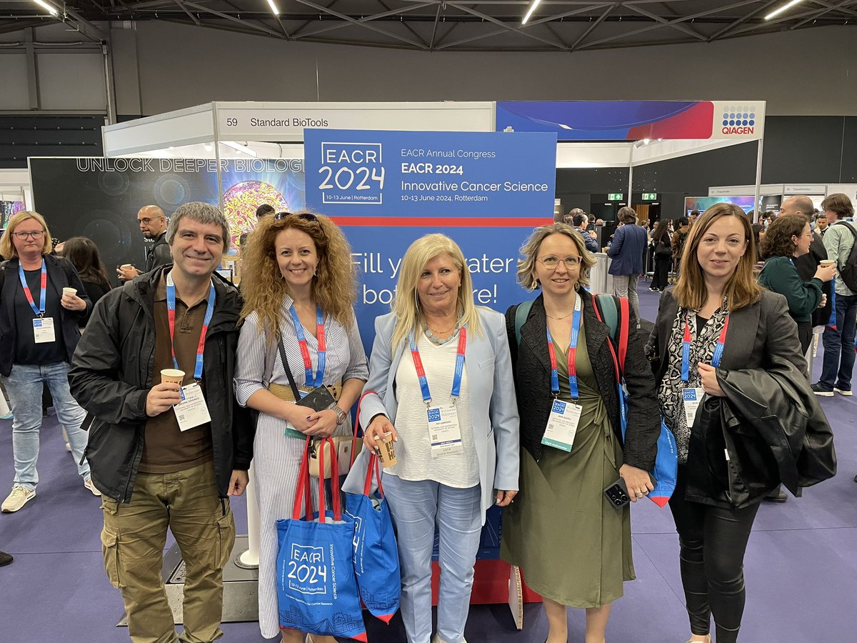 evi_lianidou's tweet image. #EACR2024! First day, many interesting talks already! So excited by Marriano Barbacid talk on new therapeutic approaches for pancreatic cancer! Talks on #CTCs and #liquidbiopsies