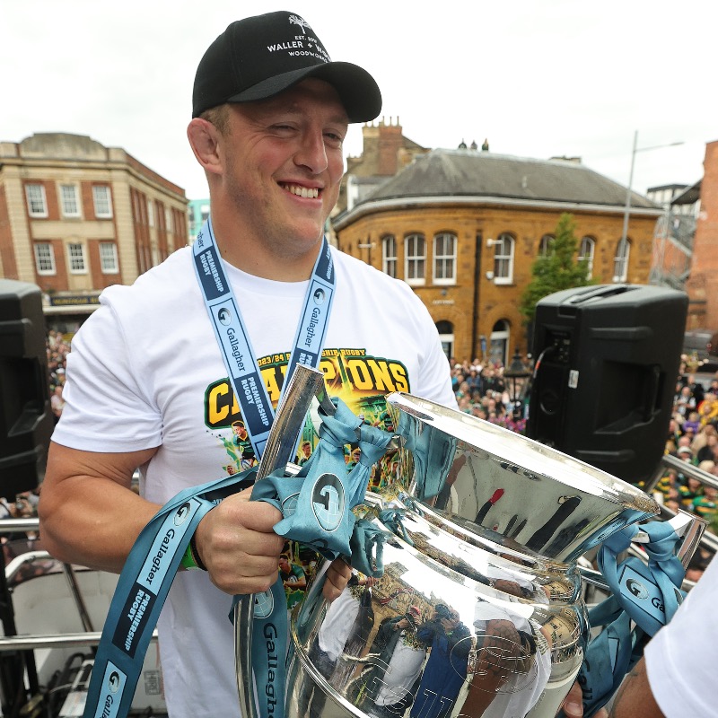 SaintsRugby's tweet photo. 🏆 “I have bookended my career winning Premiership trophies. It’s not too bad a way to finish.” 🏆

A fairytale finale for one of the Club's all-time greats, @alex_waller 🥹