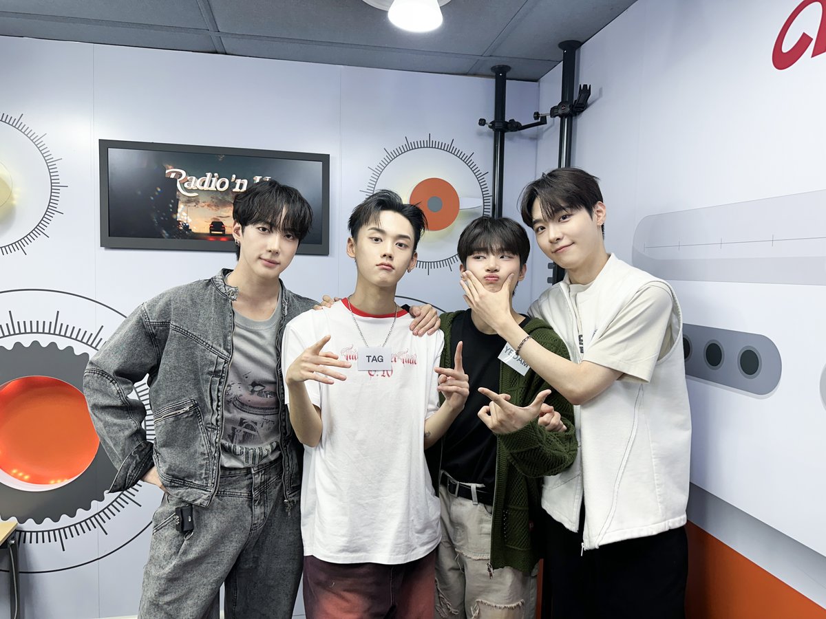 [💙_#원팩트]     

앤하트 ! 라디오 잘 봤어⁉️
좋은 꿈 꾸고 내일 만나자😊
오늘도 너무 고마워💙

#ONEPACT #원팩트