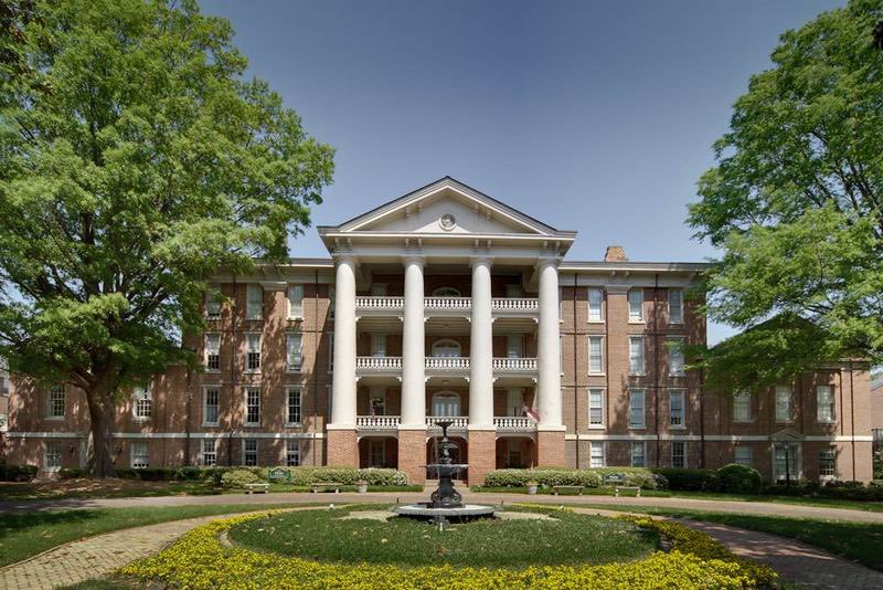 🚨 William Peace University WBB is still looking for HS players and transfers in the 2024 class. We are located in Raleigh, NC. I have about 6-8 roster spots available for various positions. Please reach out or drop film below ⬇️