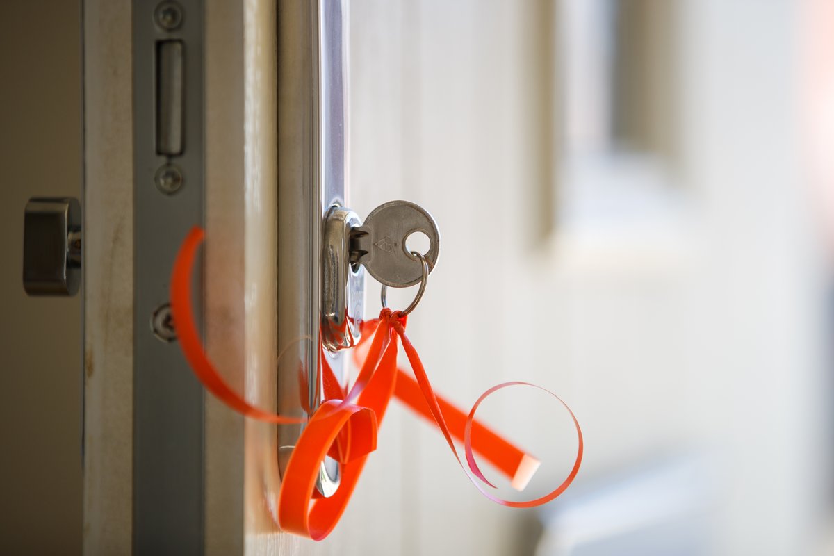 Have you heard of our Lifeline Support Service? 

Our Lifeline Service provides a home alarm unit and wearable pendant, providing piece of mind to both you and your loved ones that support can be accessed if needed, 24 hours a day.

Find out more, here 👉🏼  orlo.uk/b24ub