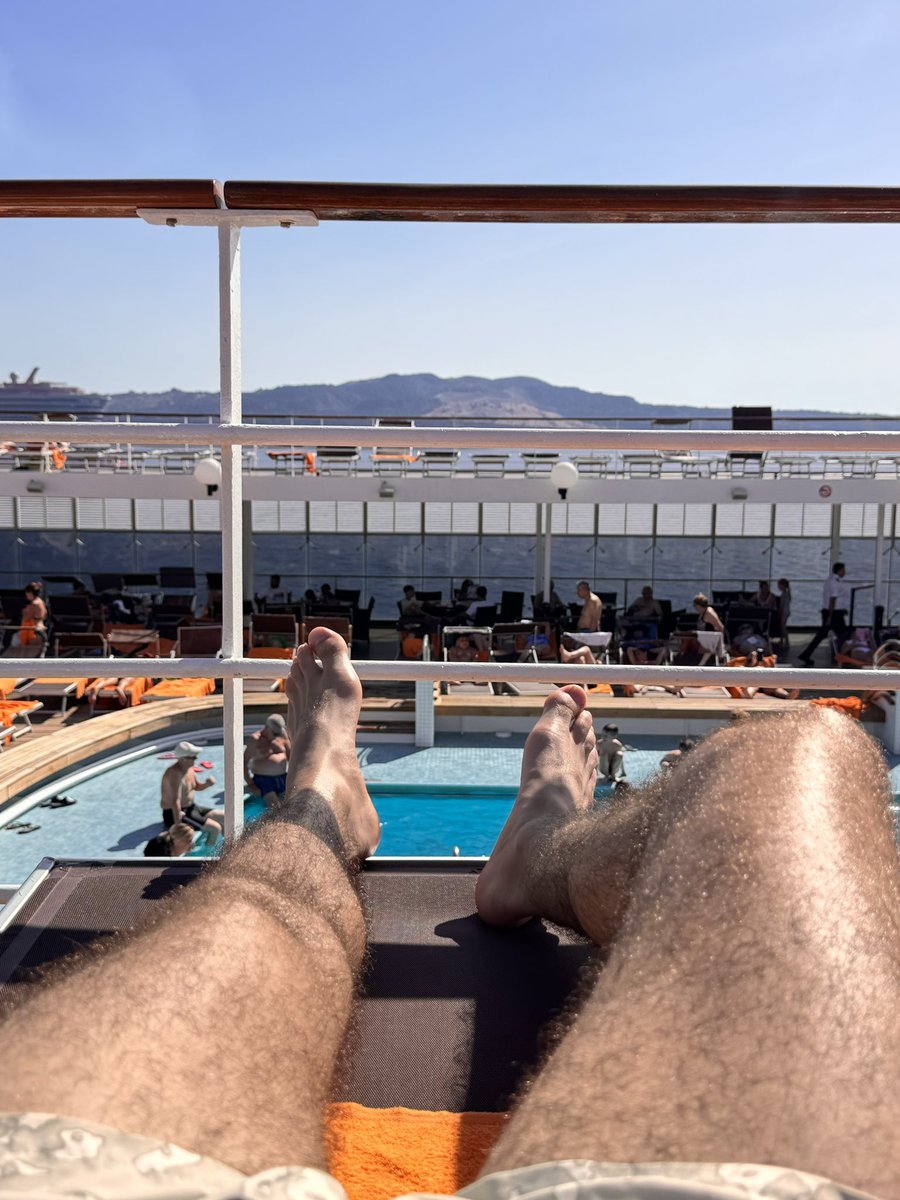 your favorite reference, baby tweet media