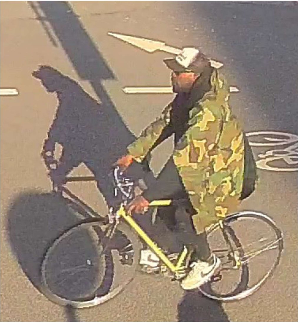 ❗️ APPEAL ❗️

Do you know this man?

We want to speak to him in connection with an assault on New Bridge Street, EC4V at around 6pm on Thursday 9 May 2024.

Anyone with information can contact us on 020 7601 2222 ref: 271821
