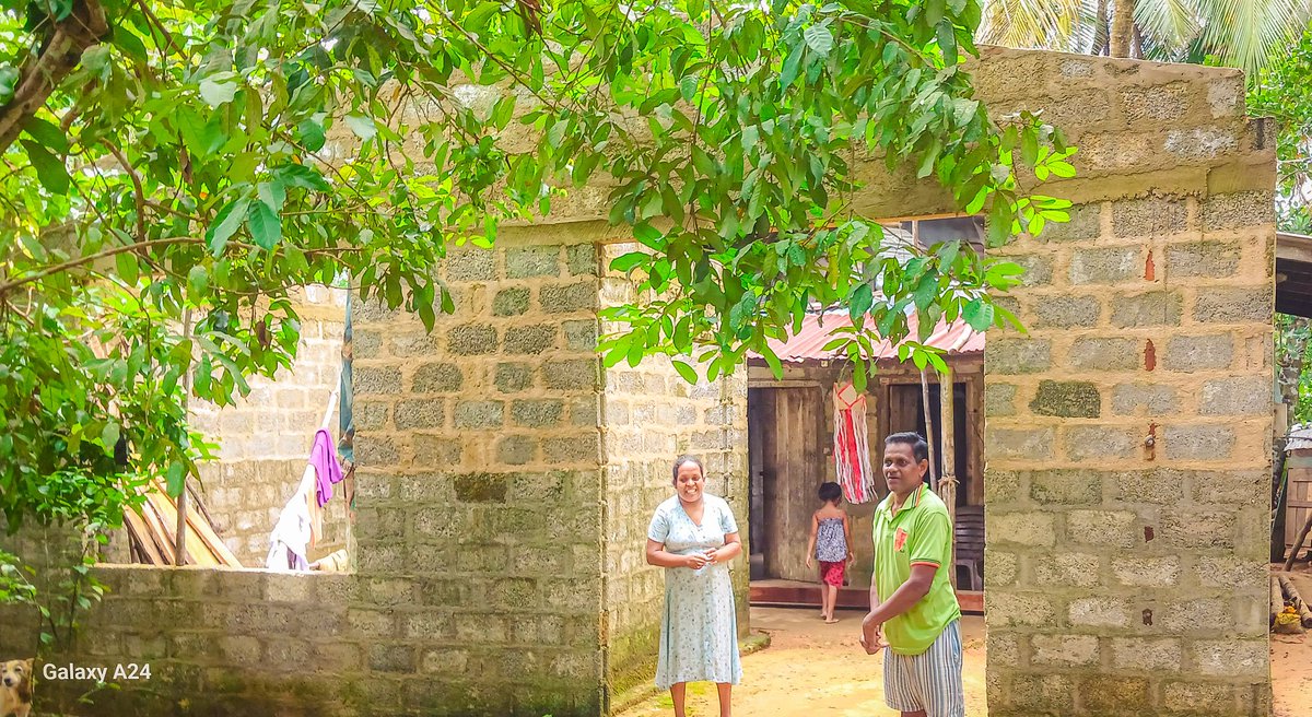 AnupaPasqual's tweet photo. Mr. Piyasiri, a paralyzed carpenter from Matugama Bondupitiya with two school-age children, received materials to complete his house's front roof. Mr. Saman Mudalige, Matugama Region's Coordinating Secretary, joined me in this effort. https://t.co/I0A7hr3lde