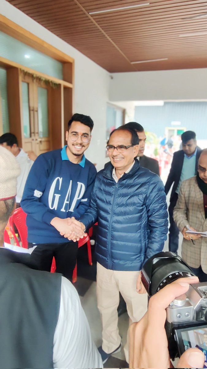 Sushilsahu_01's tweet photo. #ministerofagriculture
@ChouhanShivraj 
#mama #shivrajsinghchauhan #ModiSarkaar #modicabinate
#NEETBan #neetug #bjp https://t.co/RcUcbIilfi