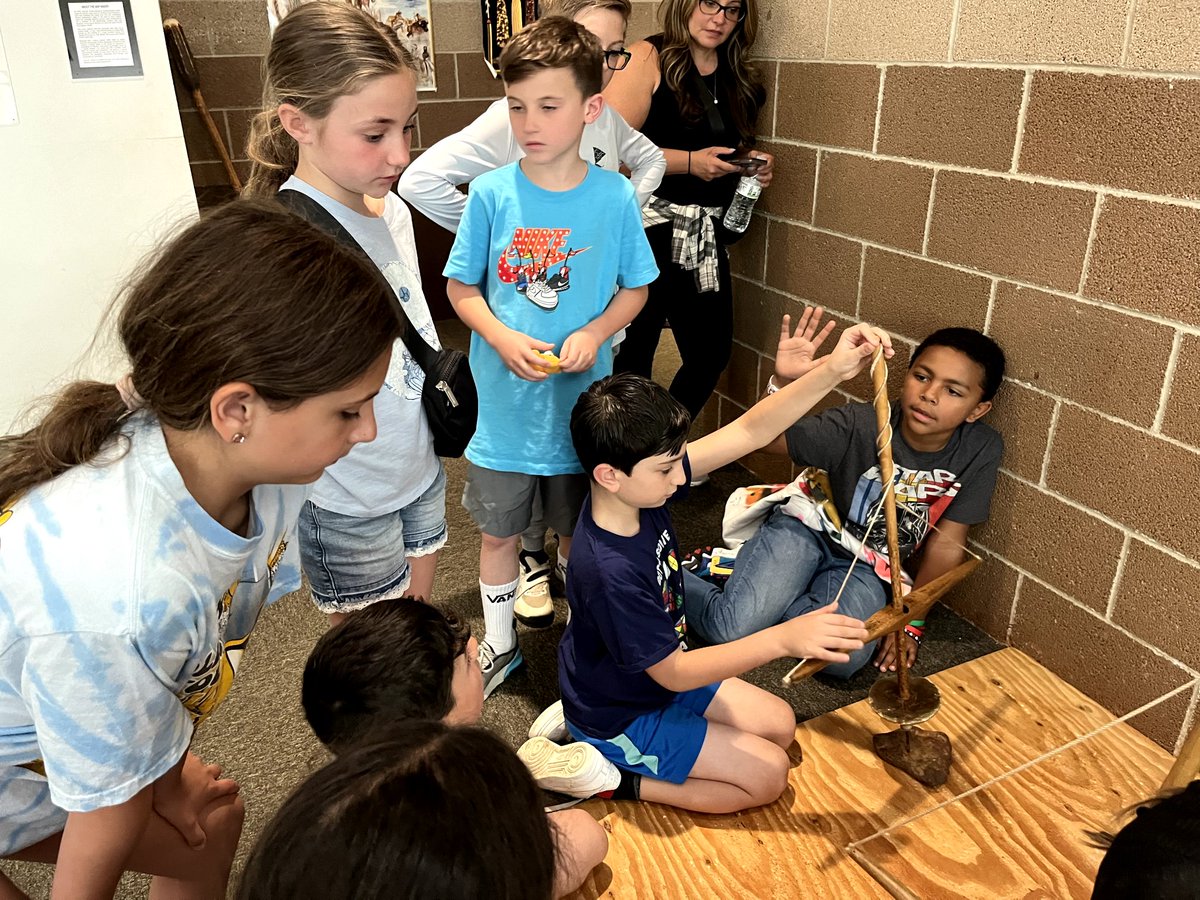 ManetuckElementary tweet media