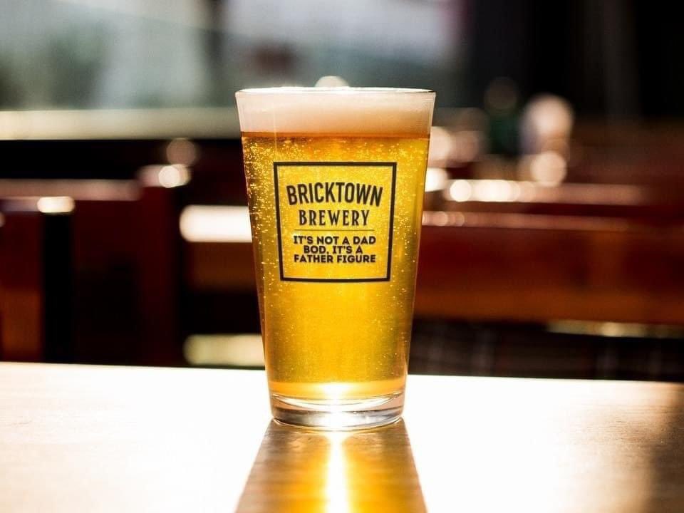 🎉 Skip the usual gifts – make Dad feel extra special this Father’s Day at Bricktown Brewery at <a href="/RemingtonPark/">Remington Park</a>!

👔 Treat him to a meal, get a decorative pint glass, and $10 off his next visit (while supplies last).

Join us at 11 AM on Sunday, June 16. Cheers to dad! 🍻