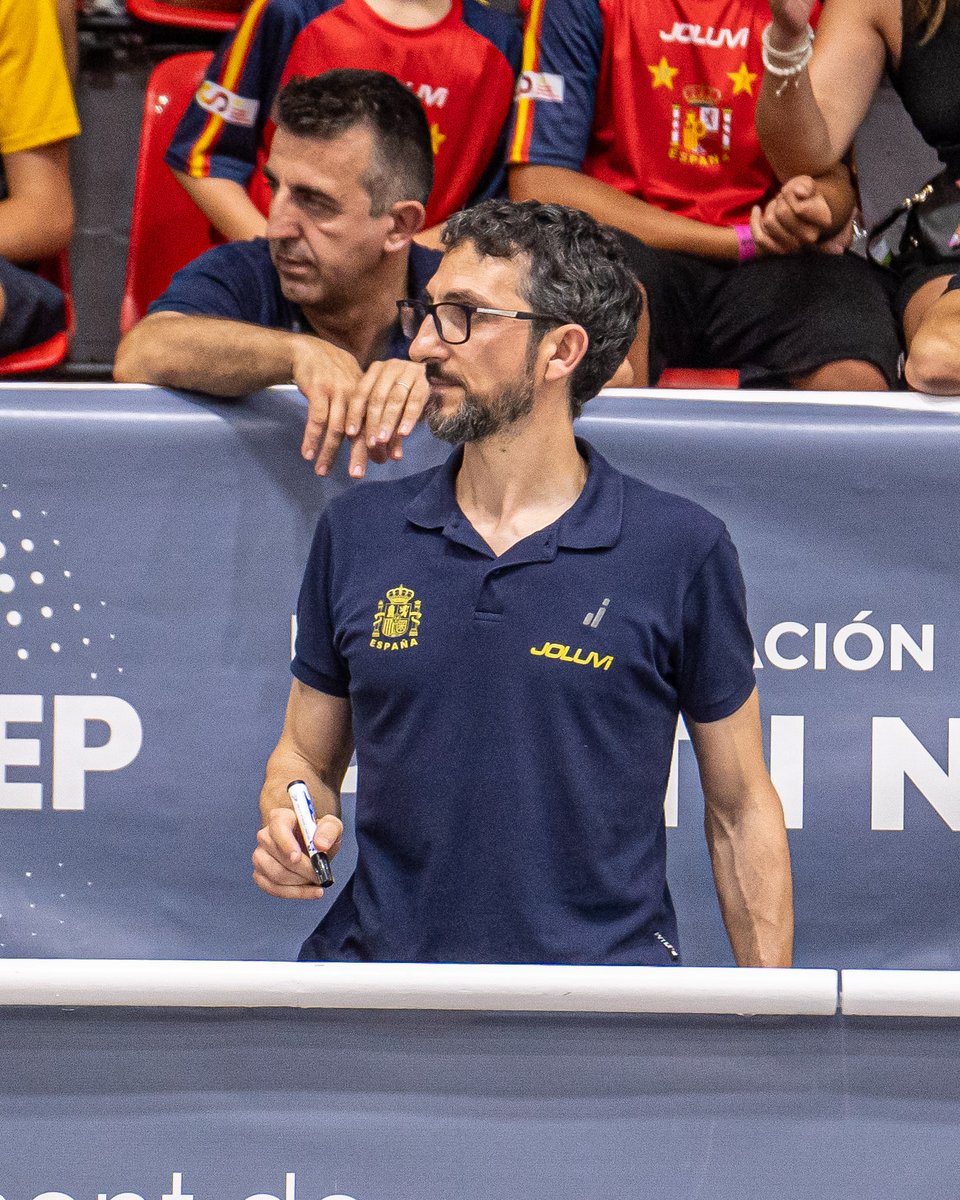 FedPatinaje's tweet image. Definidos los cuerpos técnicos de las selecciones españoles absolutas de hockey patines ✅🏑

Las convocatorias definitivas para los World Skate Games saldrán los próximos 18 de junio (Abs. Fem.) y 28 de junio (Abs. Mas.) 📋

ℹ️: fep.es/website/14-156…

#WSG2024 #HockeyPatines