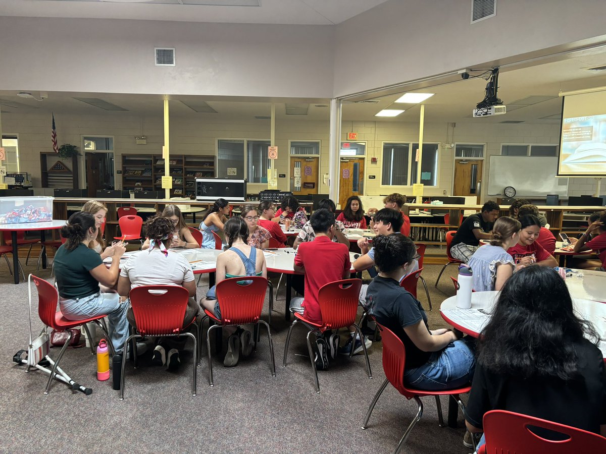 Carolyn Graham tweet media