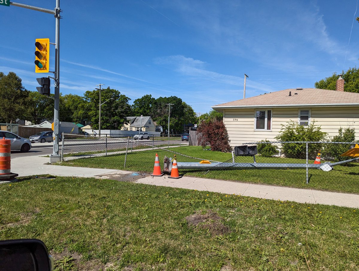 Another collision 💥 today at Cambridge and Corydon knocking a pole across the sidewalk into a Cambridge Street yard. <a href="/JaniceLukes/">Janice Lukes</a> can you please have David Patman provide a status update on the Cambridge project? <a href="/BikeWinnipeg/">Bike Winnipeg</a> <a href="/safespeedswpg/">Safe Speeds Winnipeg</a>
