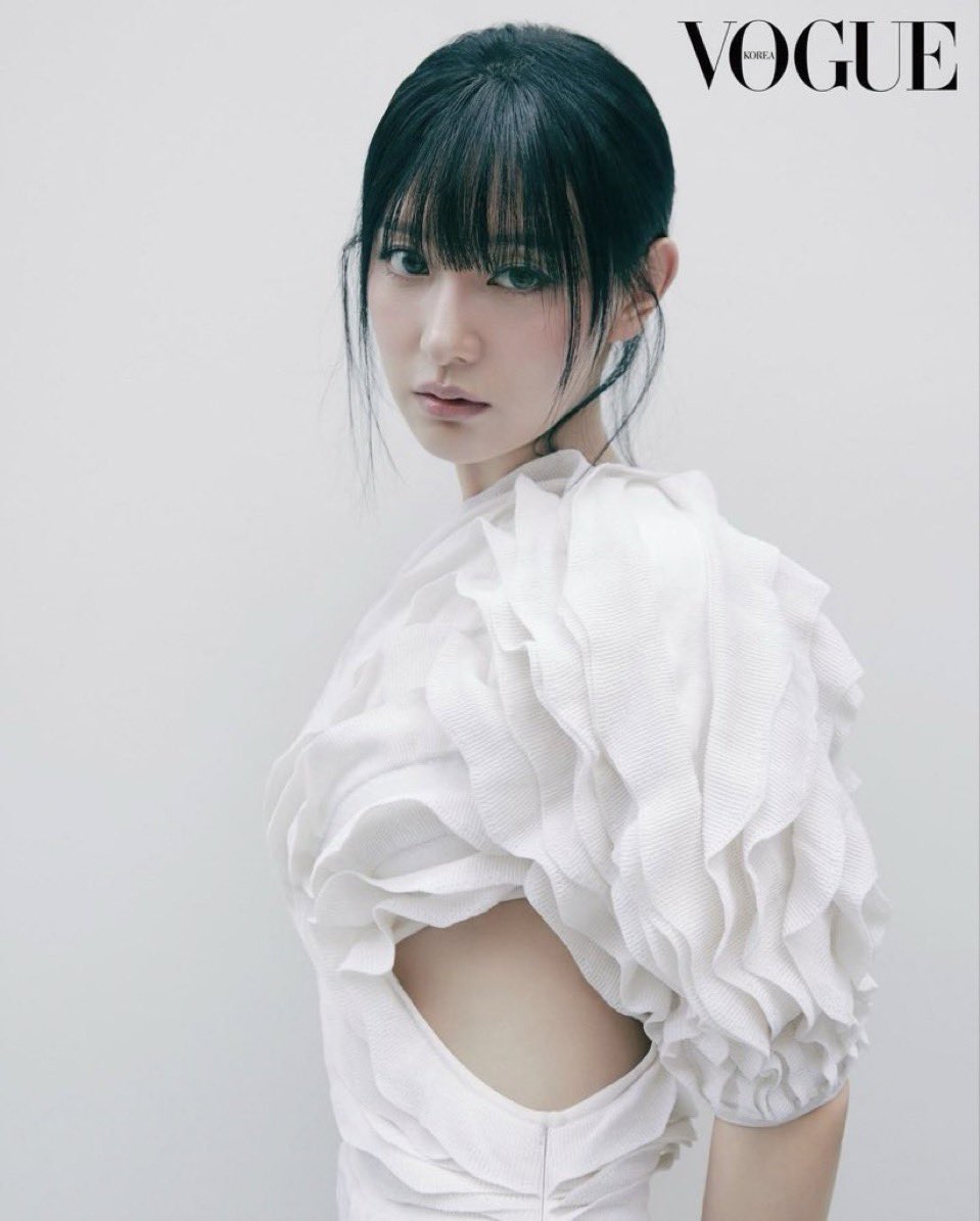 못된고양이는                          착한고양이는
본 매장에서                             어디서
계산합니다                              계산하죠?