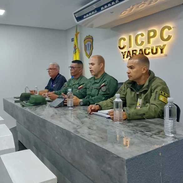 244Cicpc's tweet image. Máxima Seguridad en Yaracuy.
Trabajando de la mano con los diferentes Organismo de Seguridad en pro de garantizar la Paz, a la colectividad Yaracuyana.
#venezuelaJusticiayPaz 
#Nicotienelasriendas