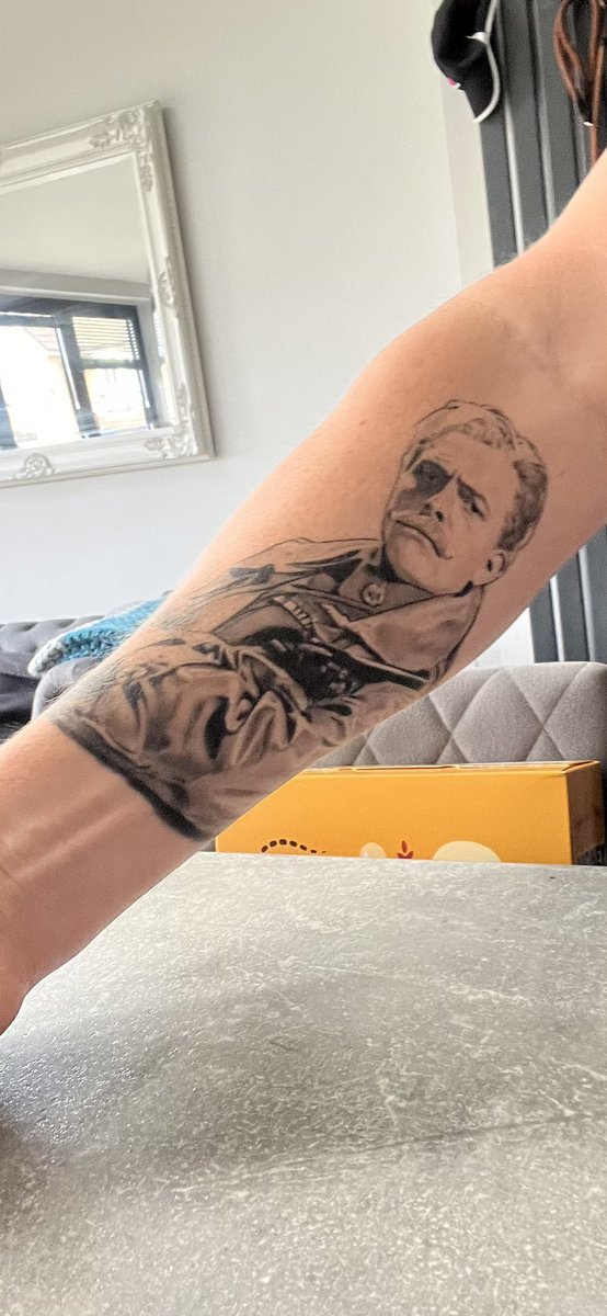 corporalcoops's tweet photo. What a legend! Woof! #rikmayall #lordflashheart https://t.co/0qOJg6oF8v