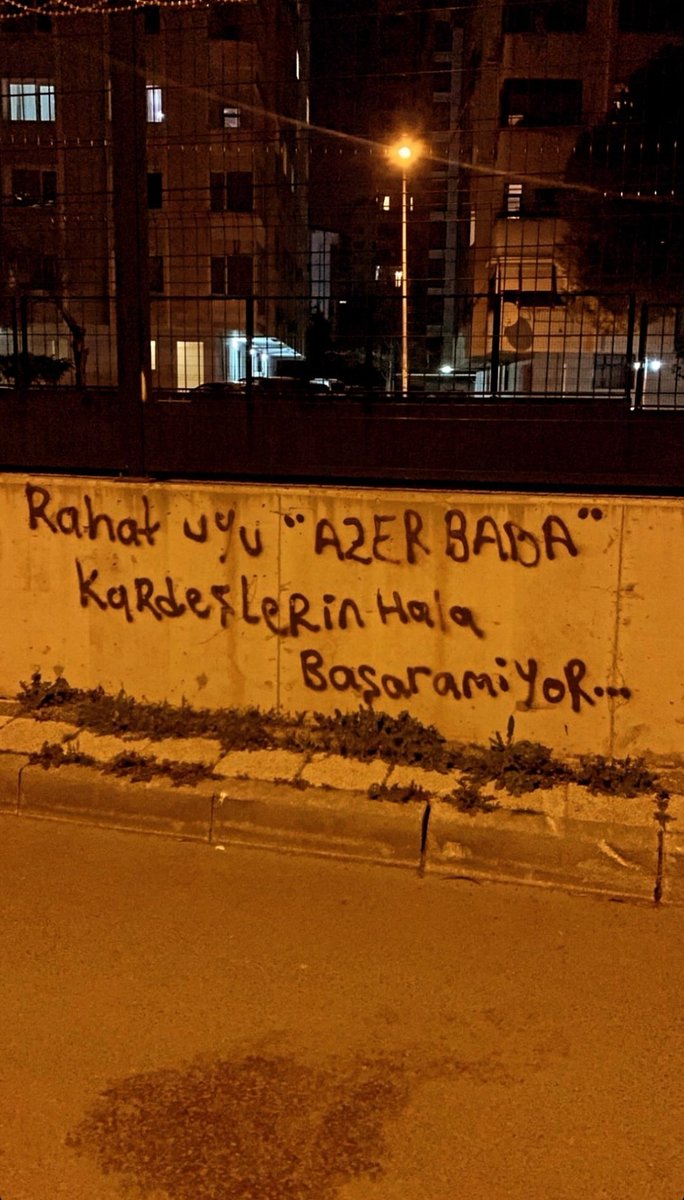 Islak Fırsatta Sana Gelmek İstedim 
#AlvisePérez