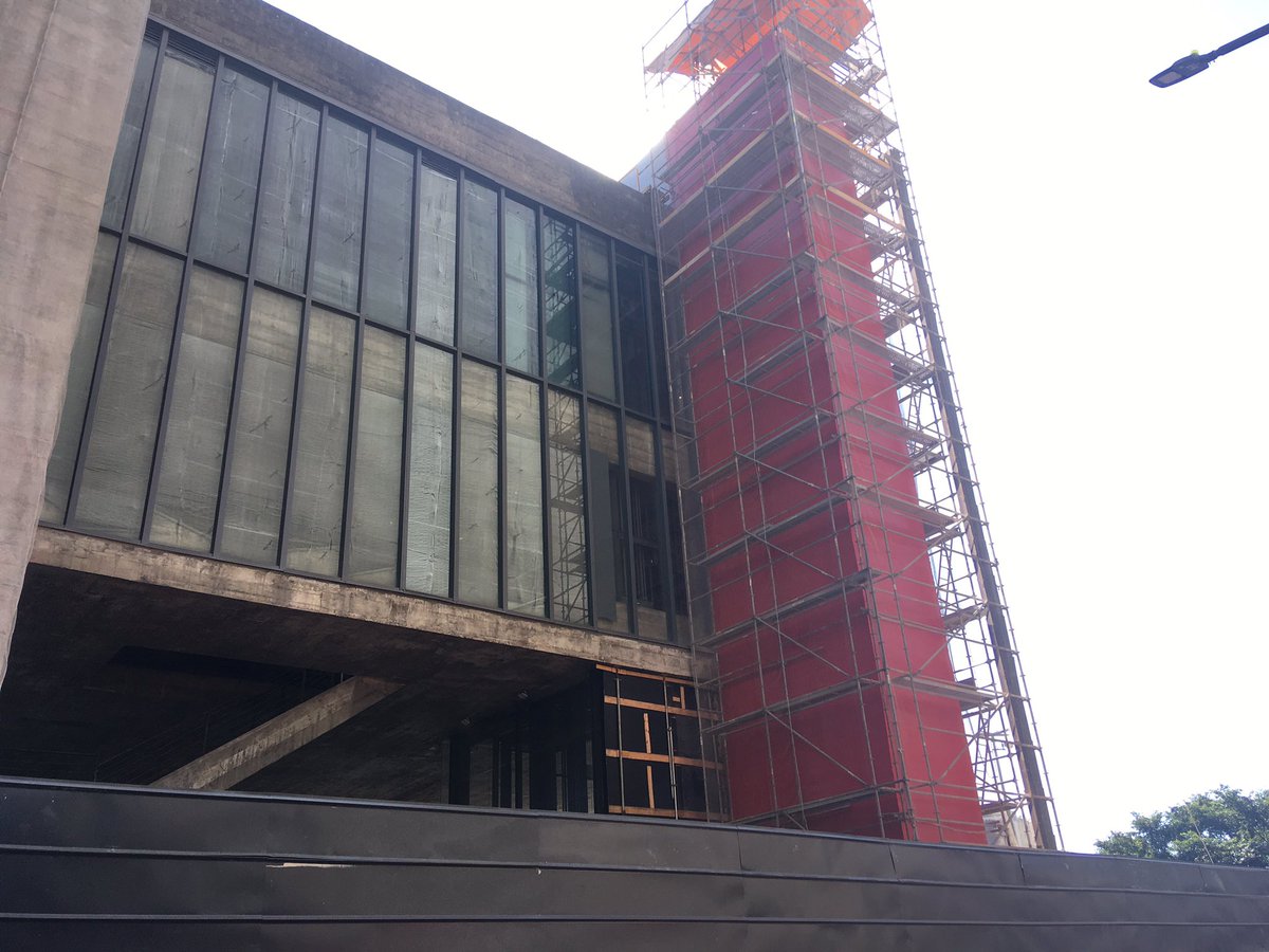 Passando por obras de restauração já há algum tempo, o <a href="/maspmuseu/">Museu de Arte de São Paulo Assis Chateaubriand</a>, símbolo da cidade de São Paulo, aos poucos vai ganhando seus tons característicos em vermelho de volta.