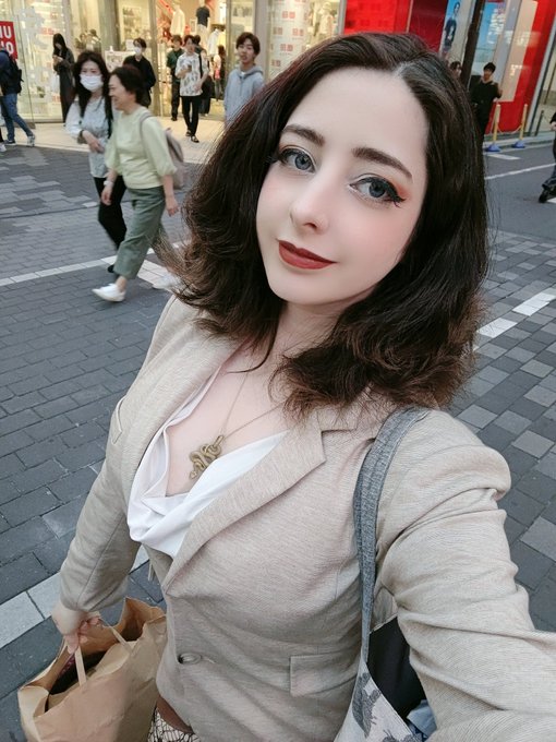 Which store should we go to next? ❤️ https://t.co/cp3cvaGa8m<a href="/tag/anime"class="tags"><span>#anime</span></a><a href="/tag/cosplay"class="tags"><span>#cosplay</span></a><a href="/tag/frieren"class="tags"><span>#frieren</span></a>