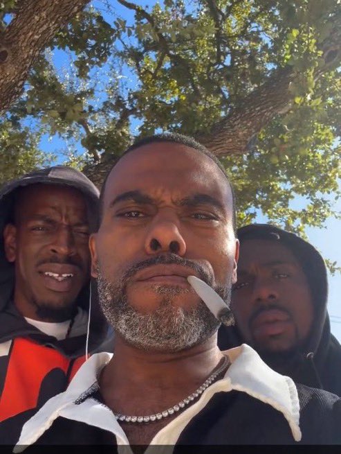 438__currency's tweet photo. @SaycheeseDGTL Niggas in the military seeing this 😭😭😂 https://t.co/7AD4Rjk9fi