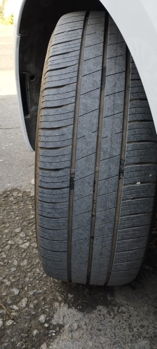 Lastiklerin gideri var mı daha yoksa değiştirmeli miyim?