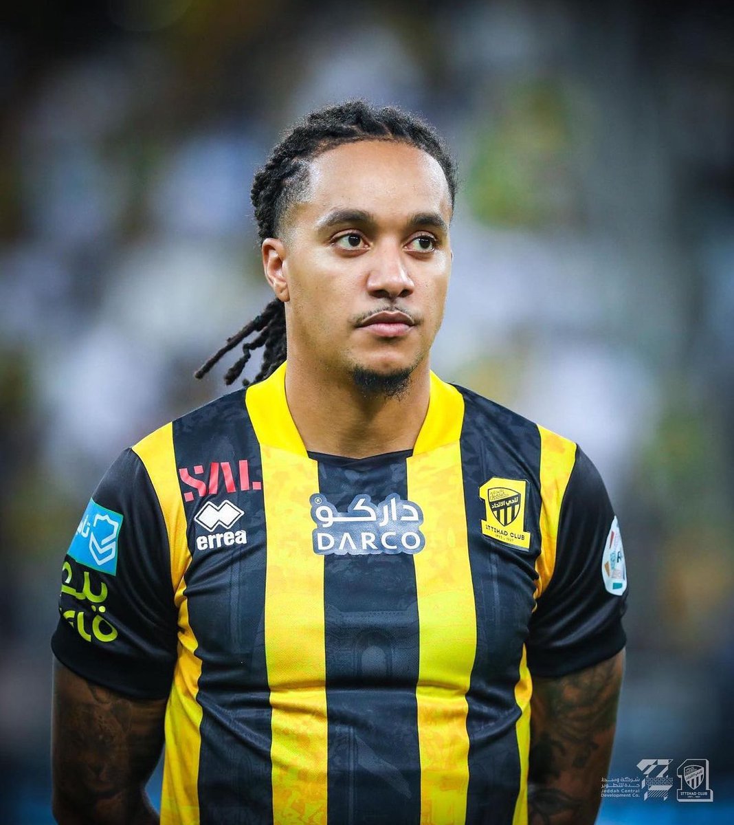 Hélder Costa, actuellement libre de tout contrat, intéresserait notre cellule de recrutement qui aurait déjà entamé les discussions pour prendre la température avec le joueur… 

(<a href="/Record_Portugal/">Record</a>)