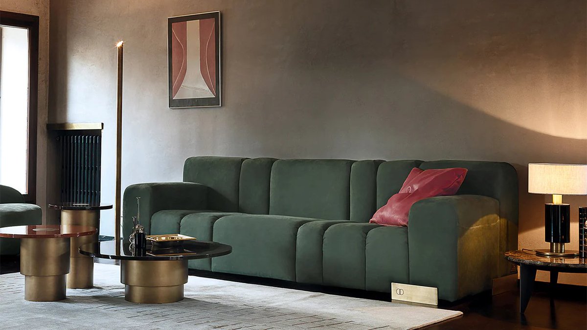 A Design Icon: The Massimo modular sofa has earned its reputation as the undisputed protagonist of interior design magazines. Its elegant and seductive green colour, paired with striking burnished brass details, has solidified its position as an iconic symbol of our brand.
