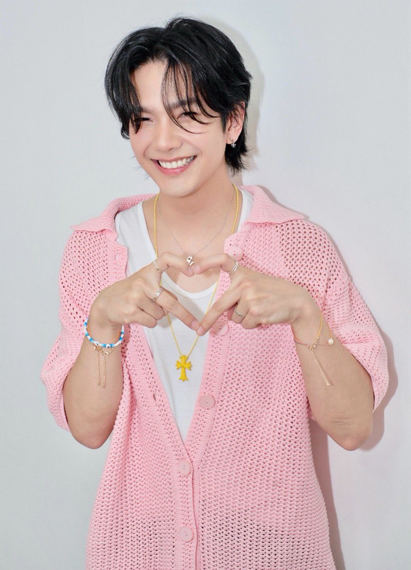 buildyourlove4u's tweet photo. 🫰🏻ส่งคำtouchจายยมาGoodnight🌙ทุกคนก่อนนอน“ ถ้า(BYL)ทุกคนมีความสุข..ผมก็มีความสุขครับ ”  งื้ออ..มันจึ้ง🥹🥹🥹 ขอบคุณชาวBYLที่ทำตามสัญญามาเจอกันน้าา..ร้ากก💙นอนหลับฝันดีราตรีสวัสดิ์⭐️                                     AG SPACE LIVE WITH BUILD
#AGSpacexJJCheng

#BuildJakapan @JakeB4rever
 #Beyourluve