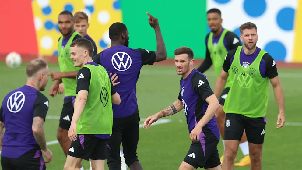 Bayern & Germany tweet media