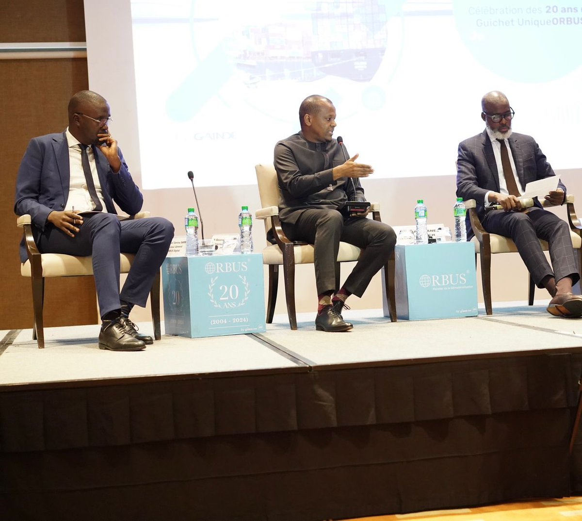 SNGLConnectPark's tweet photo. Le Directeur Général de Senegal Connect Park, Bassirou Abdoul BA , a eu l'honneur d'être panéliste lors de la célébration des 20 ans de #ORBUS (#GAINDE2000 ). https://t.co/jBmvFdM2B4